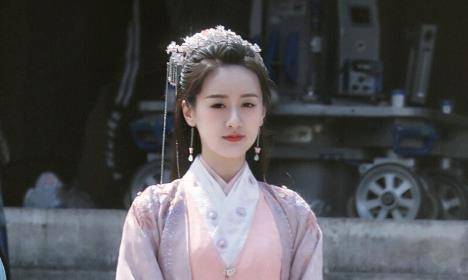 古装专业户袁冰妍又接新剧,男主颜值超高,网友:审美疲劳了_陈星旭