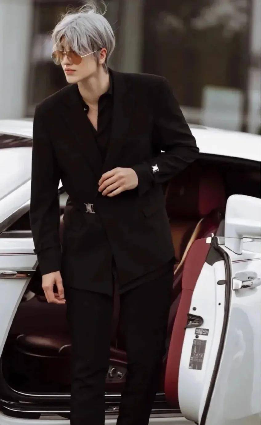 知名女coser的老公仲尼疑似辱女,孕期不忠诚?