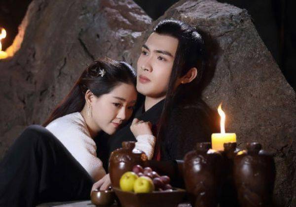 谁知玄女利用自己的面子做了坏事,害死了墨渊,瑶光和凌羽.