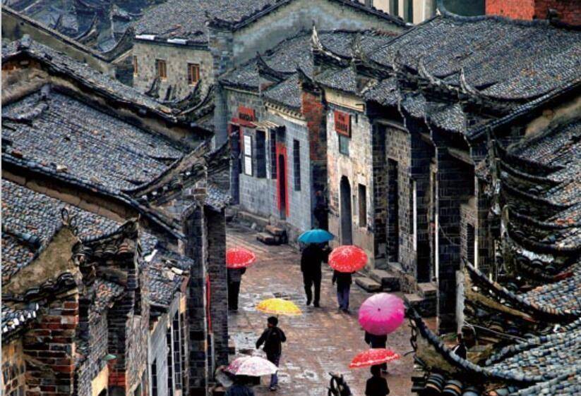 红安南济街图片