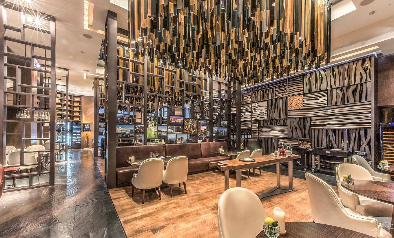 南京高品位西餐厅:简约而奢华的环境,让商旅如此温馨浪漫