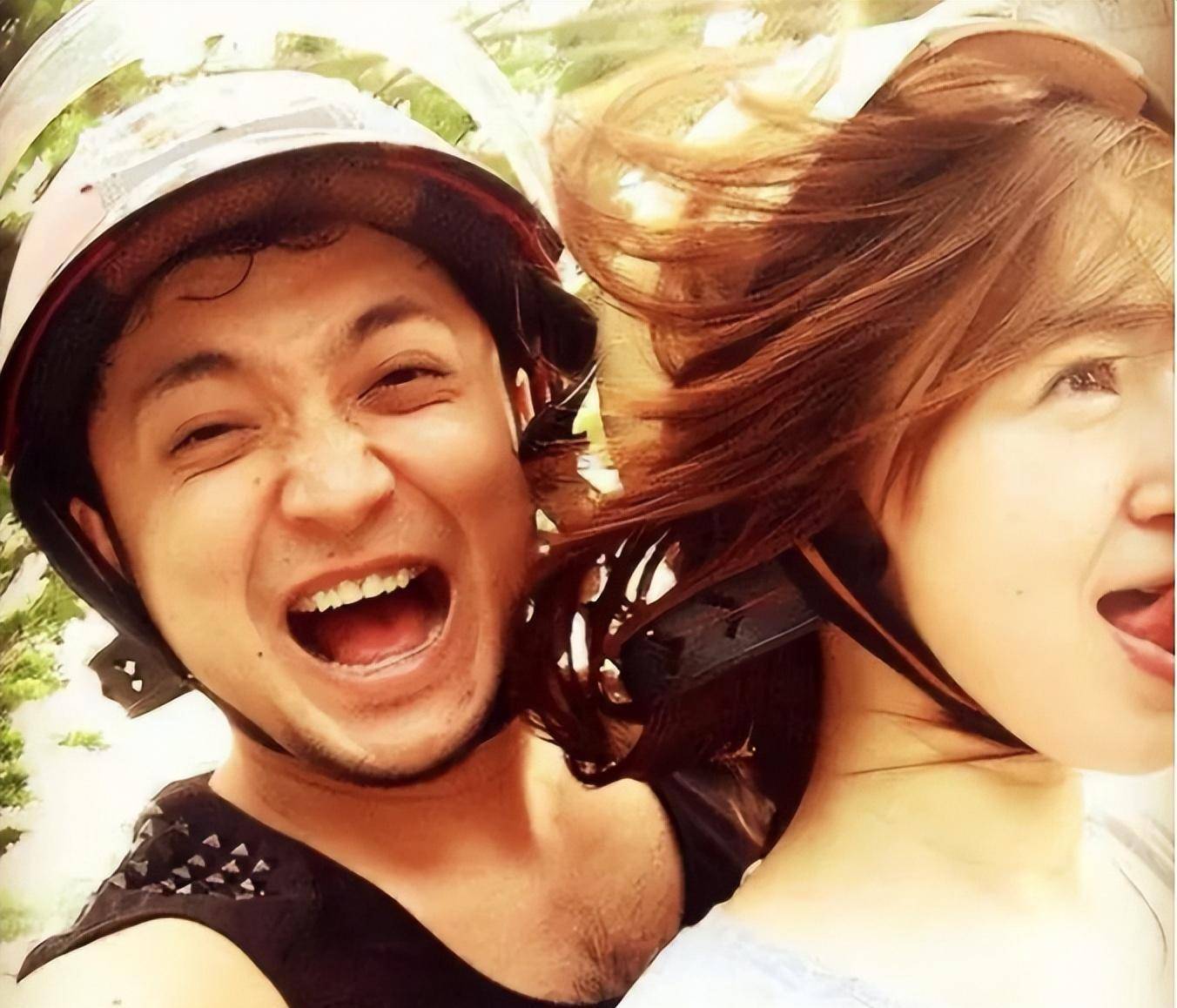 喜欢看俊男和美女的网友,跑到尼格买提妻子的社交平台上留言,他希望