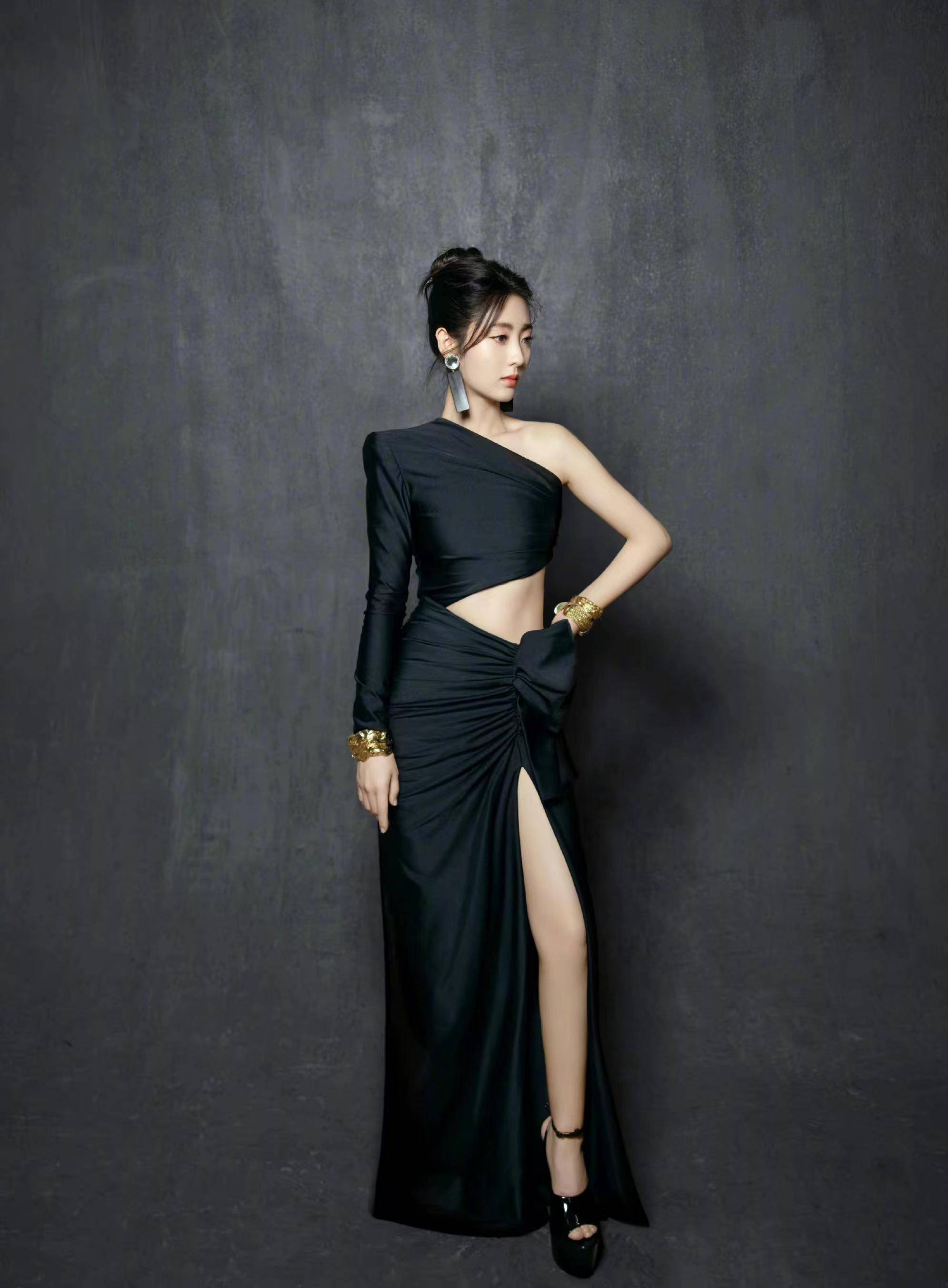 邢菲红毯造型出圈,造型百变有魅力,小个子也能气场全开_设计_身材