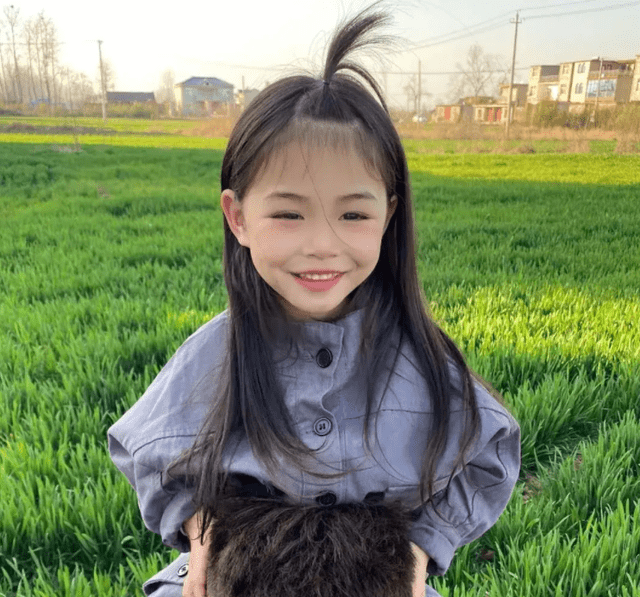 蓝妮妮:倾国倾城却患有罕见病,生活无法自理,如今病