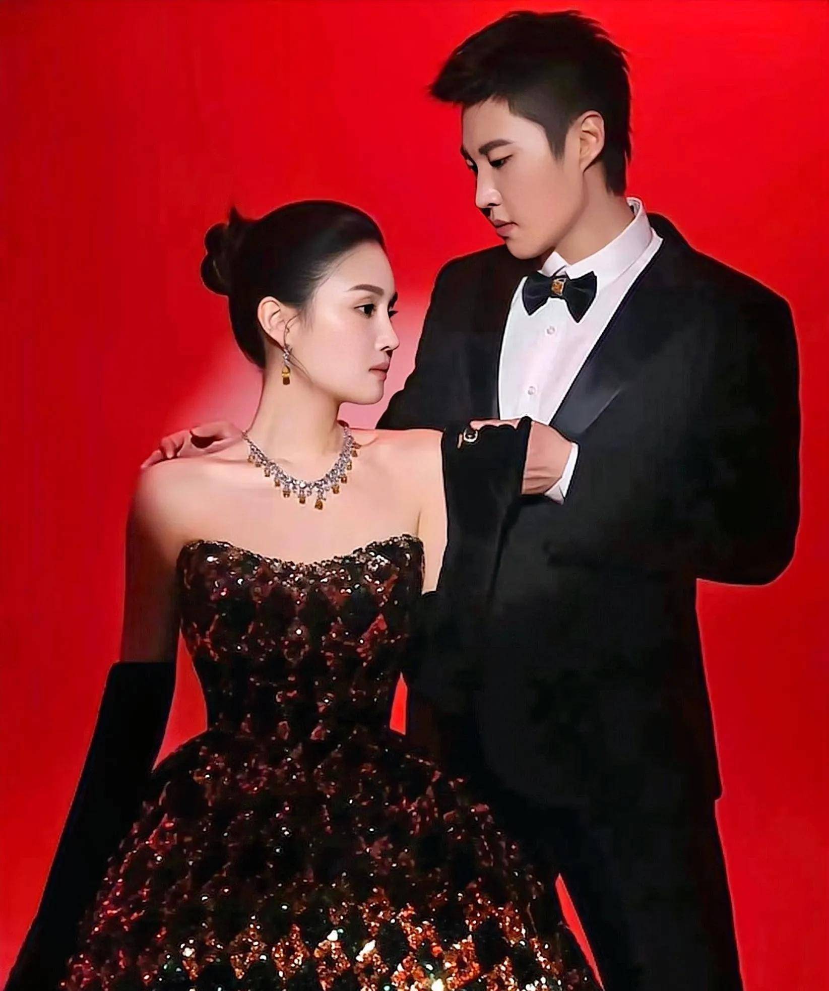 赵本山女儿情人节官宣结婚,晒结婚证件照显恩爱_赵珈萱_球球_照片