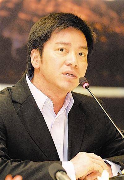 他与林心如谈了8年恋爱却无果,却和林心如闺蜜走到了一起_唐季礼_合作