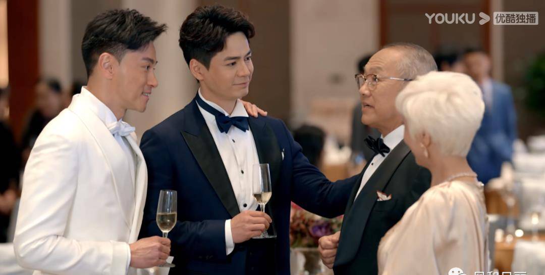 第二,罗仲谦想更代入那个角色,对杨怡或者其他演员也有好处,你想想看
