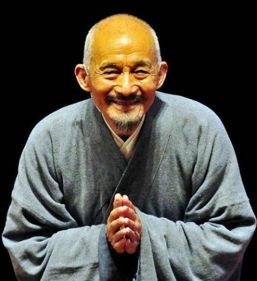 被下"去世通牒"的游本昌:死在舞台上,是一个演员的幸福_济公_父母