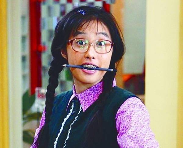 还有董迎迎,就是王洁曦,她当时也很火,现在却听不到任何消息,这是