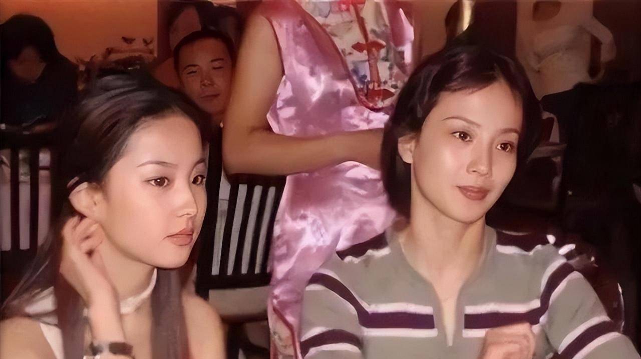 还曾经在好莱坞动作片《功夫之王》中,饰演过王母娘娘一角,看过的人