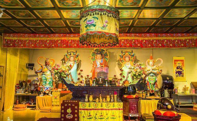 五台山有座寺始建于北齐,有1500多年历史,梁思成为之惊叹_寺庙_佛像