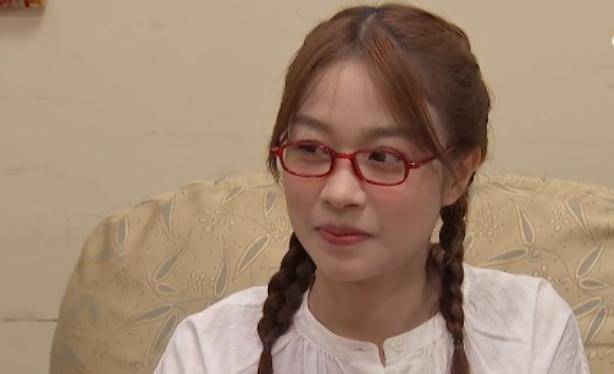 30岁的清远美女梁子媛,戏里是李彩娇女儿,男朋友冯博也是歌手_广东省