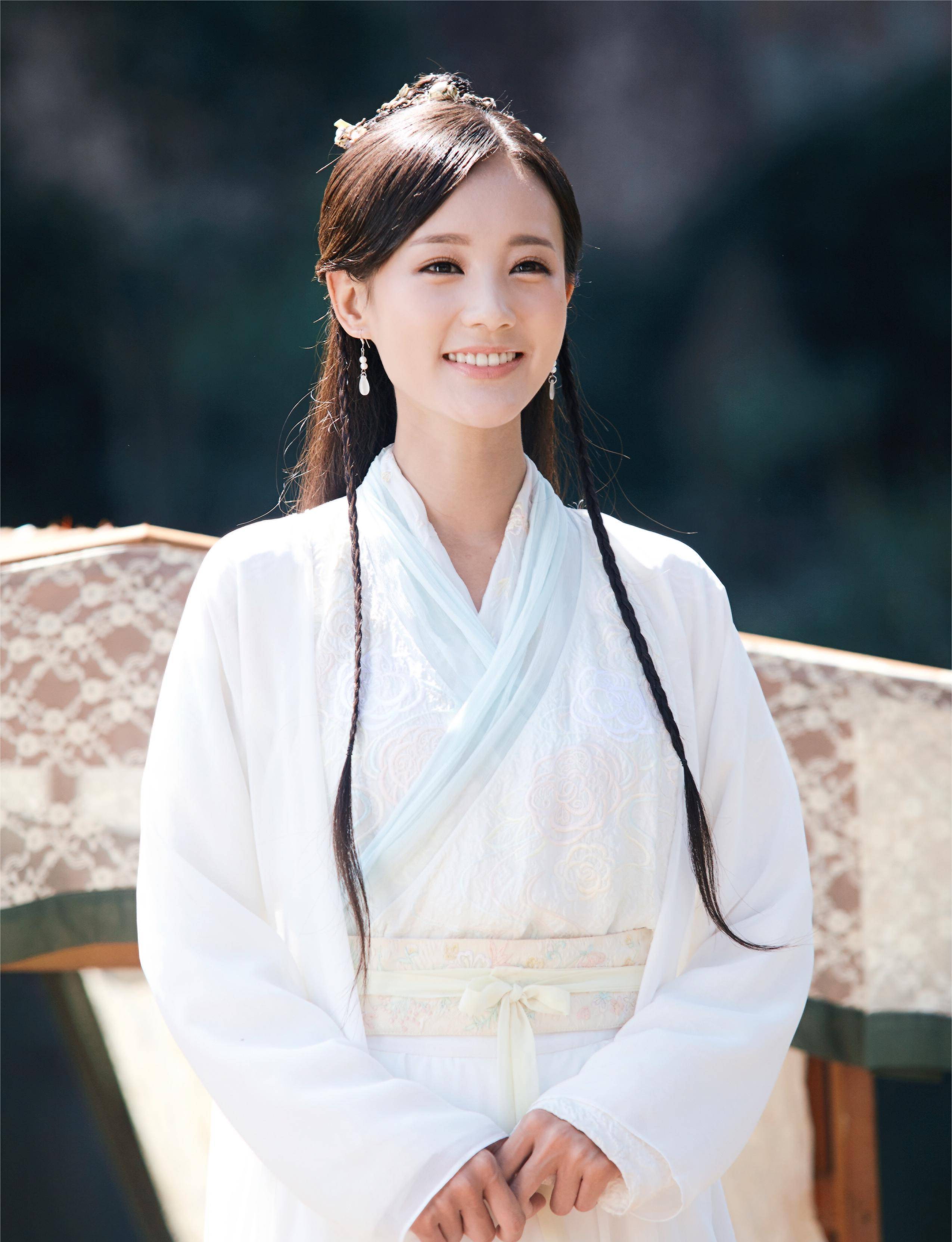 新版《射雕》陈都灵剧照曝光!