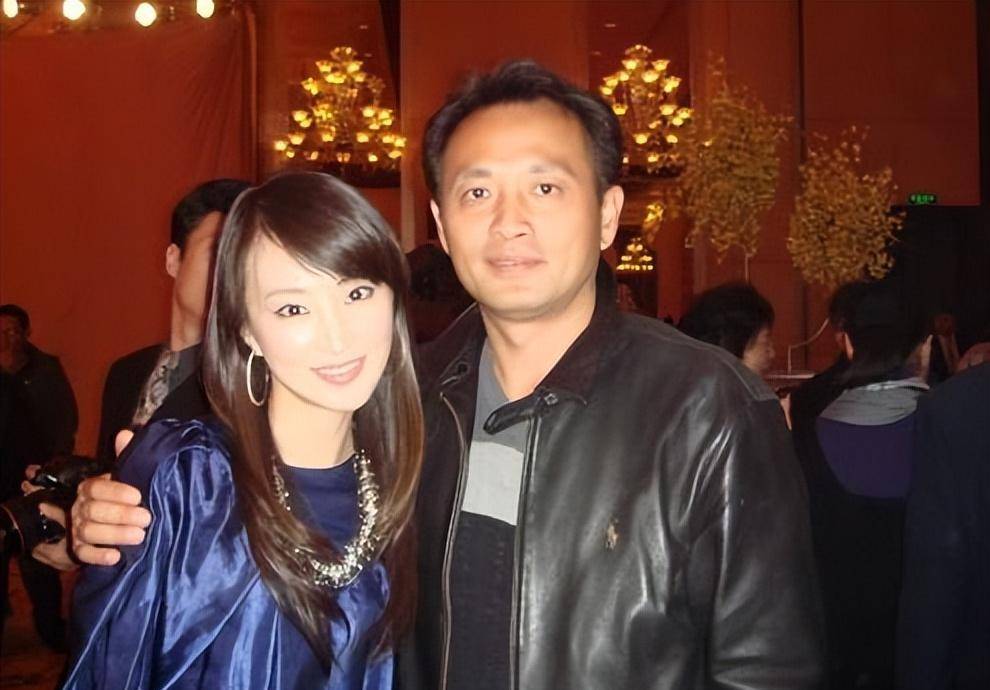 丁志诚的"消失",是娱乐圈的悲哀与损失_姐姐_父母_丁宝明