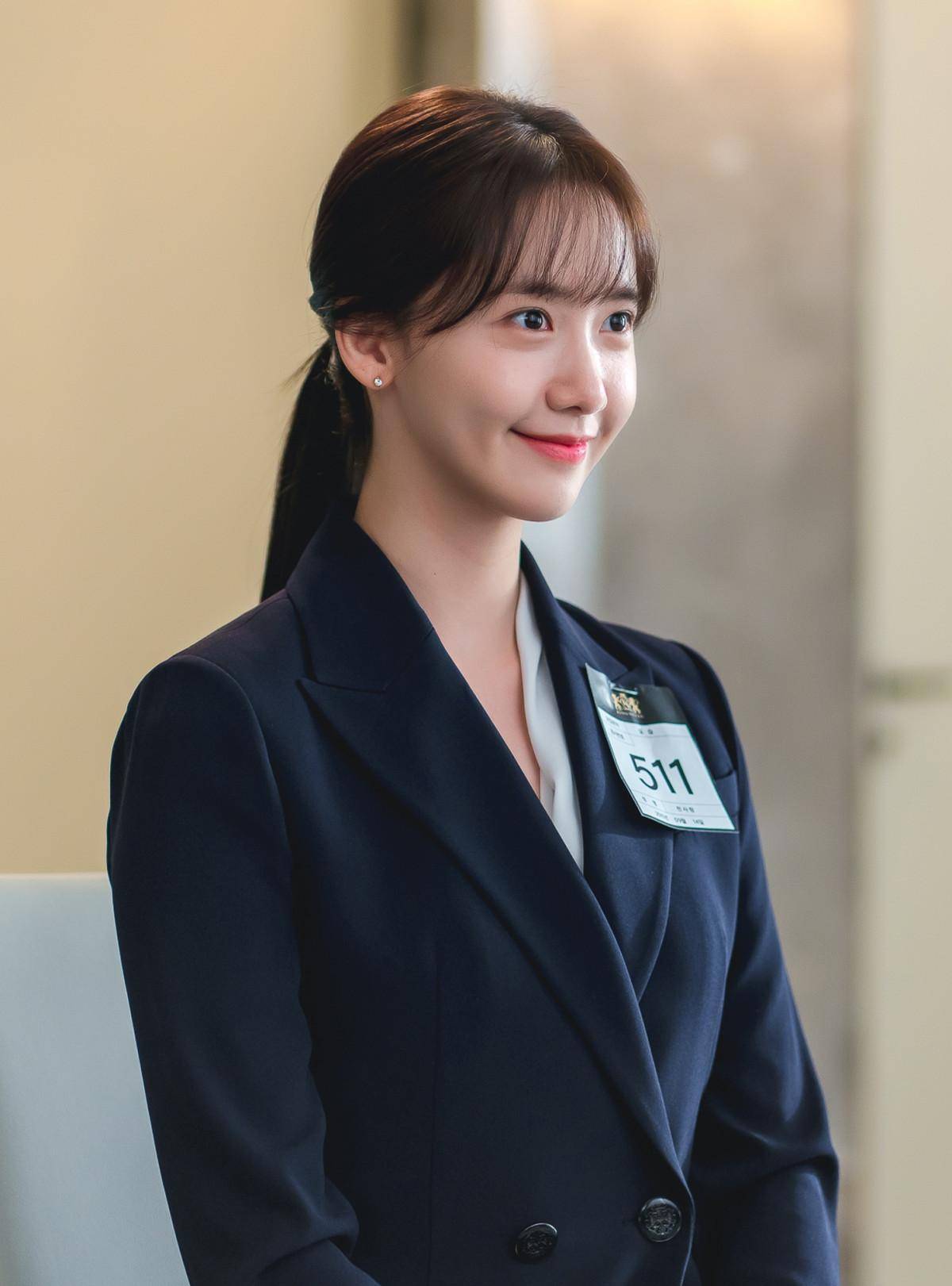 直到与玄彬共演的电影《共助》,才终于让润娥获得认可,在剧中饰演乐观