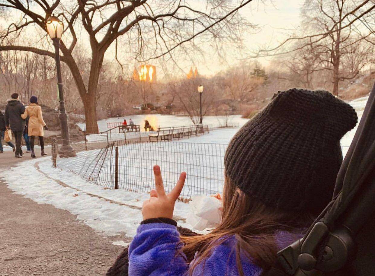 周杰伦晒前世小情人照片,小小周也要长成大美女了,基因果然强大_周董