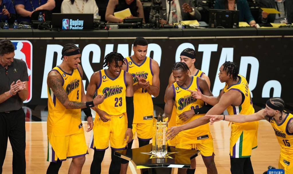 nba全明星新秀赛:加索尔队夺冠啊_新华社_吴晓凌_球员