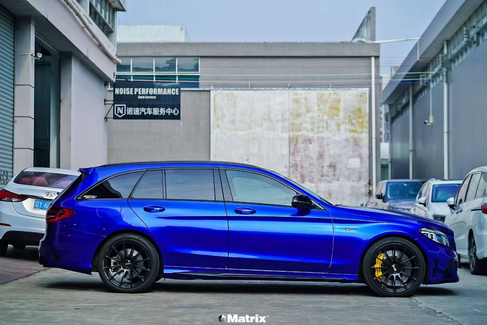 奔驰c43矩阵改色膜液态金属克莱因蓝,极具视觉冲击力_搜狐汽车_搜狐网