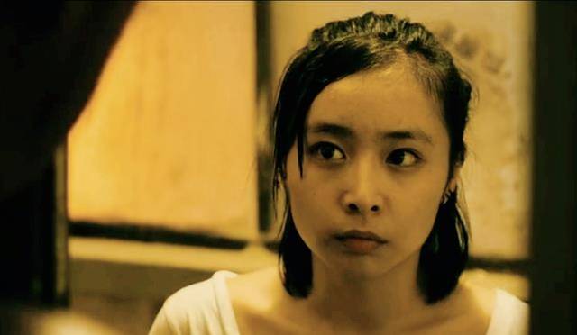 青涩时期的高叶参演边境风云,网友:以为随便找了个云南女孩来演_高野