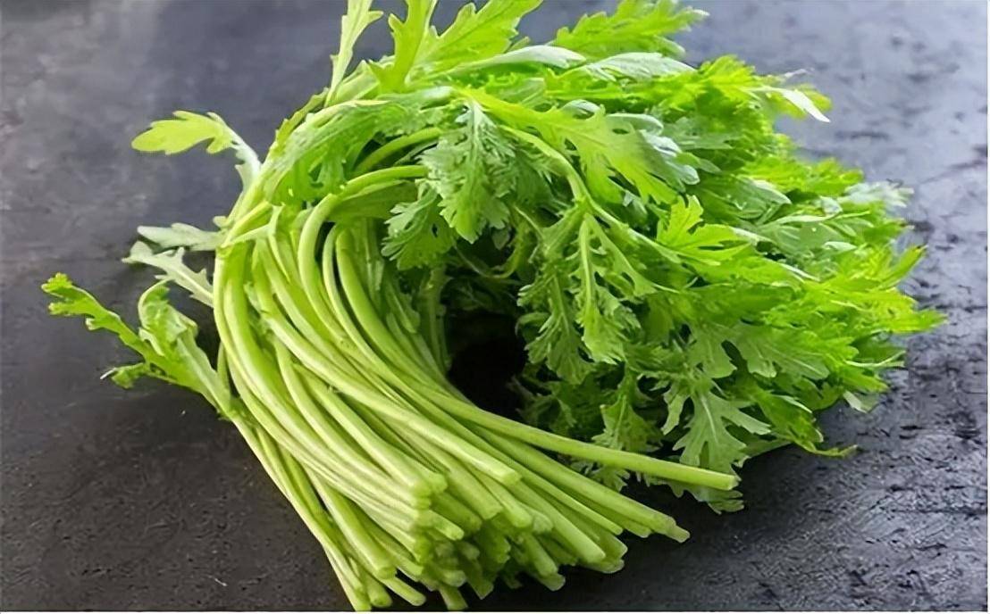 医生:不想尿酸升高,别吃5种蔬菜_食用_含量_患者