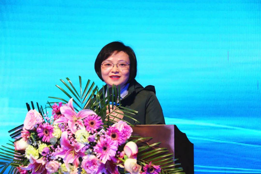 2023年书香张家界"天门讲坛"启动仪式暨"李蕾讲经典"大型全民阅读活动
