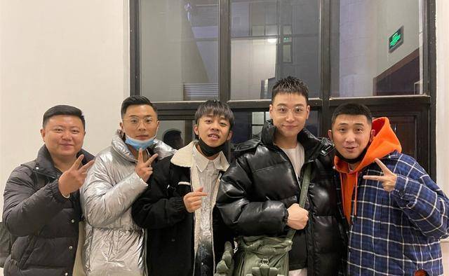 德云社尚九熙回应新搭档问题,因解释模糊,惹得粉丝集体"炸锅"_霄汉