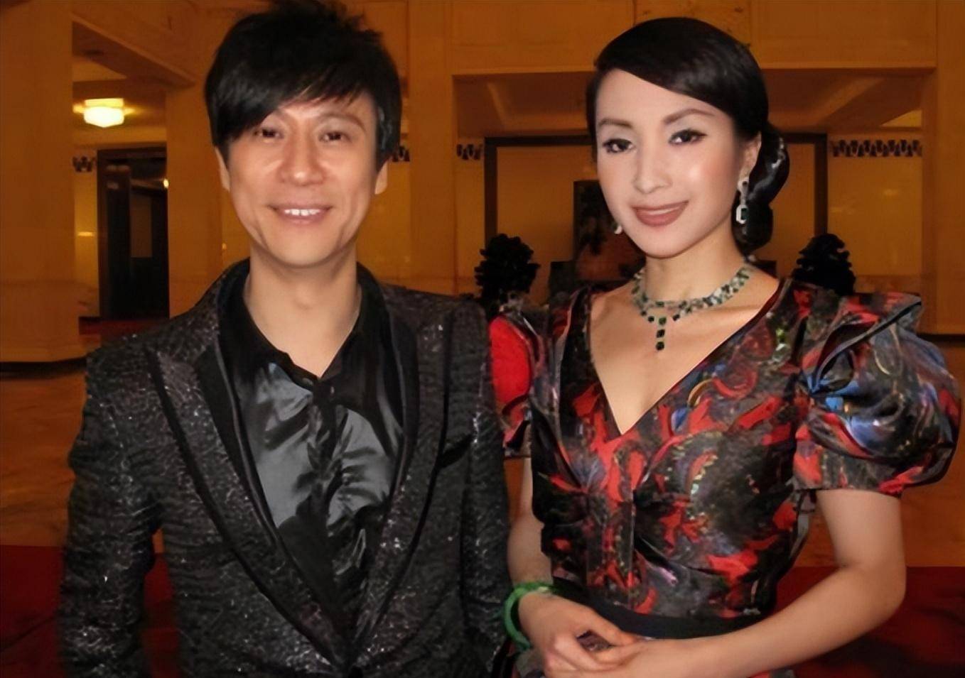 余佳恩:嫁歌手解晓东,丈夫低谷时不离不弃,如今丈夫成她的骄傲_那英