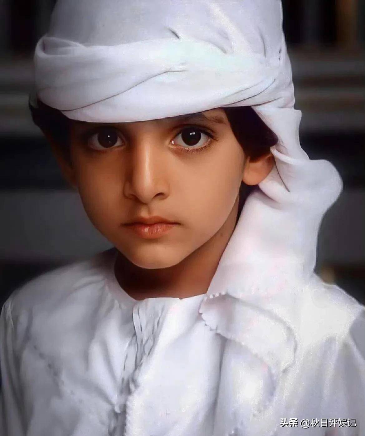 迪拜王室意难平:正宫谢克哈才生下嫡子,两年前的双胞胎是谁生的_哈曼