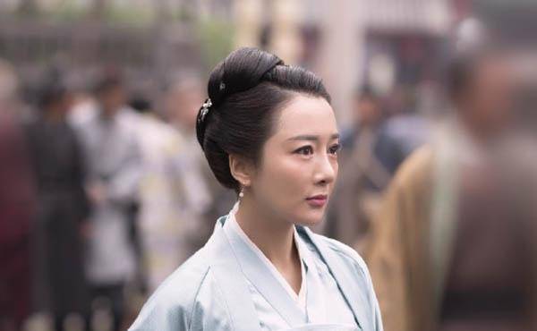 独孤天下"曼陀,知否"曼娘,扶摇"裴媛,反派三部曲她占全了_李依晓
