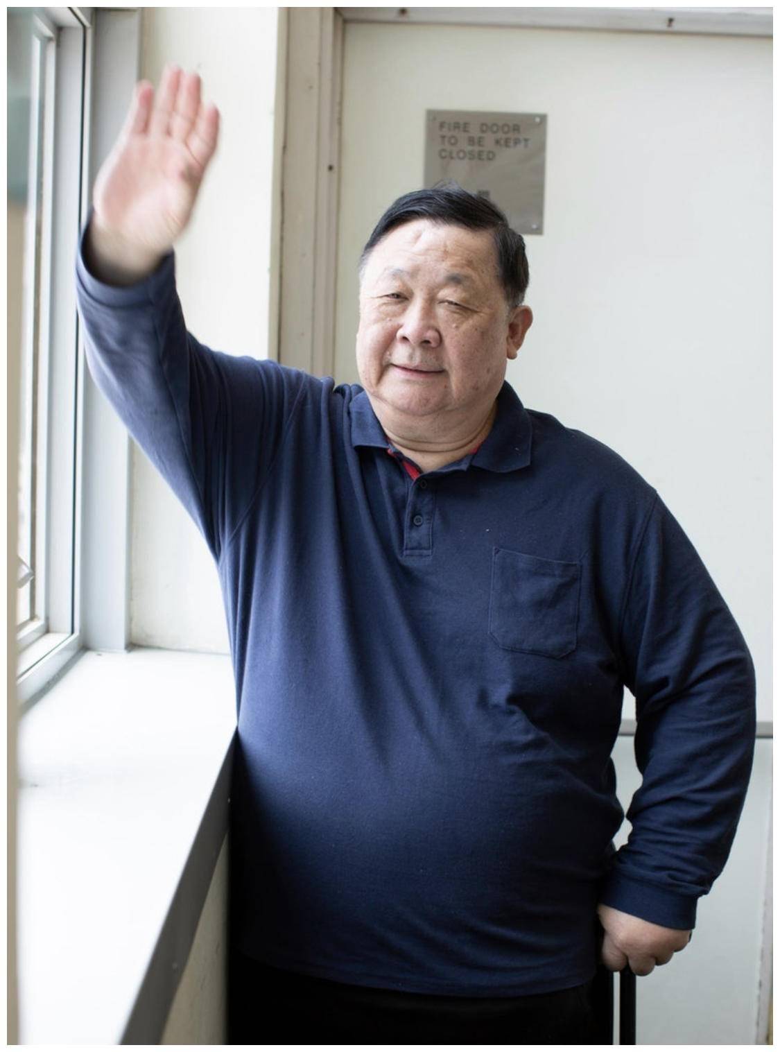 75岁资深港星减肥60斤身形明显消瘦,因体重过胖常入院_秦煌_因为_印象