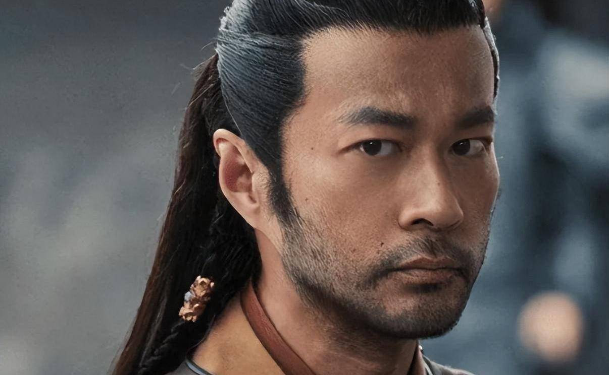 谭凯:放弃百万年薪的工作,30岁转行当演员,演活了西楚霸王!