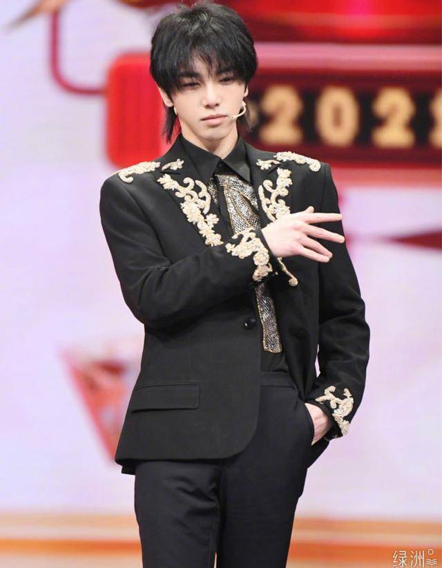 华晨宇年纪轻轻却思想如此有深度?_什么_环境_动脑