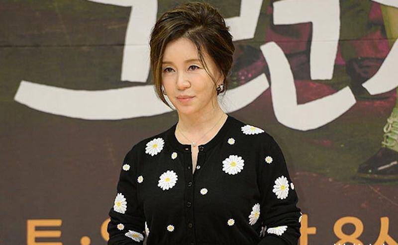 3亿,每个在电影圈沉浮的美丽女星,身后总有寄生虫_赵茹_宋慧乔_李真