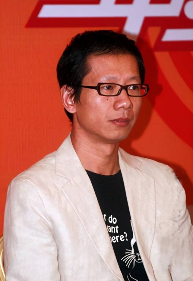 黄小茂:曾捧红老狼《同桌的你》,抛弃史可二婚娶李静今怎样了?