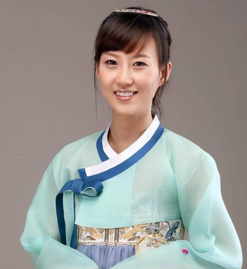 从《超人回来了》这个节目就可以看出,张允瀞是真的还疼爱自己的两个