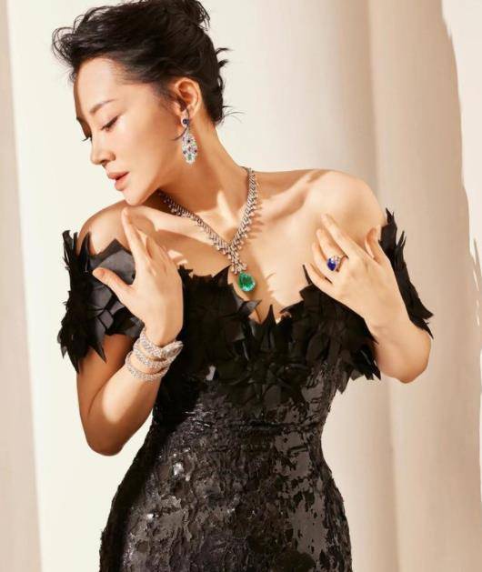 半老徐娘,风韵犹存,这几位"姐姐"简直迷死人_许晴_杨幂_于明加