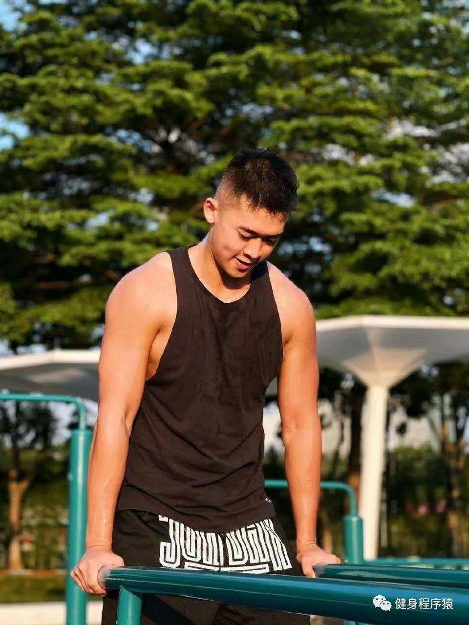 192cm篮球体育生高中开始健身,运动真的可以改变一个人_哥哥_训练