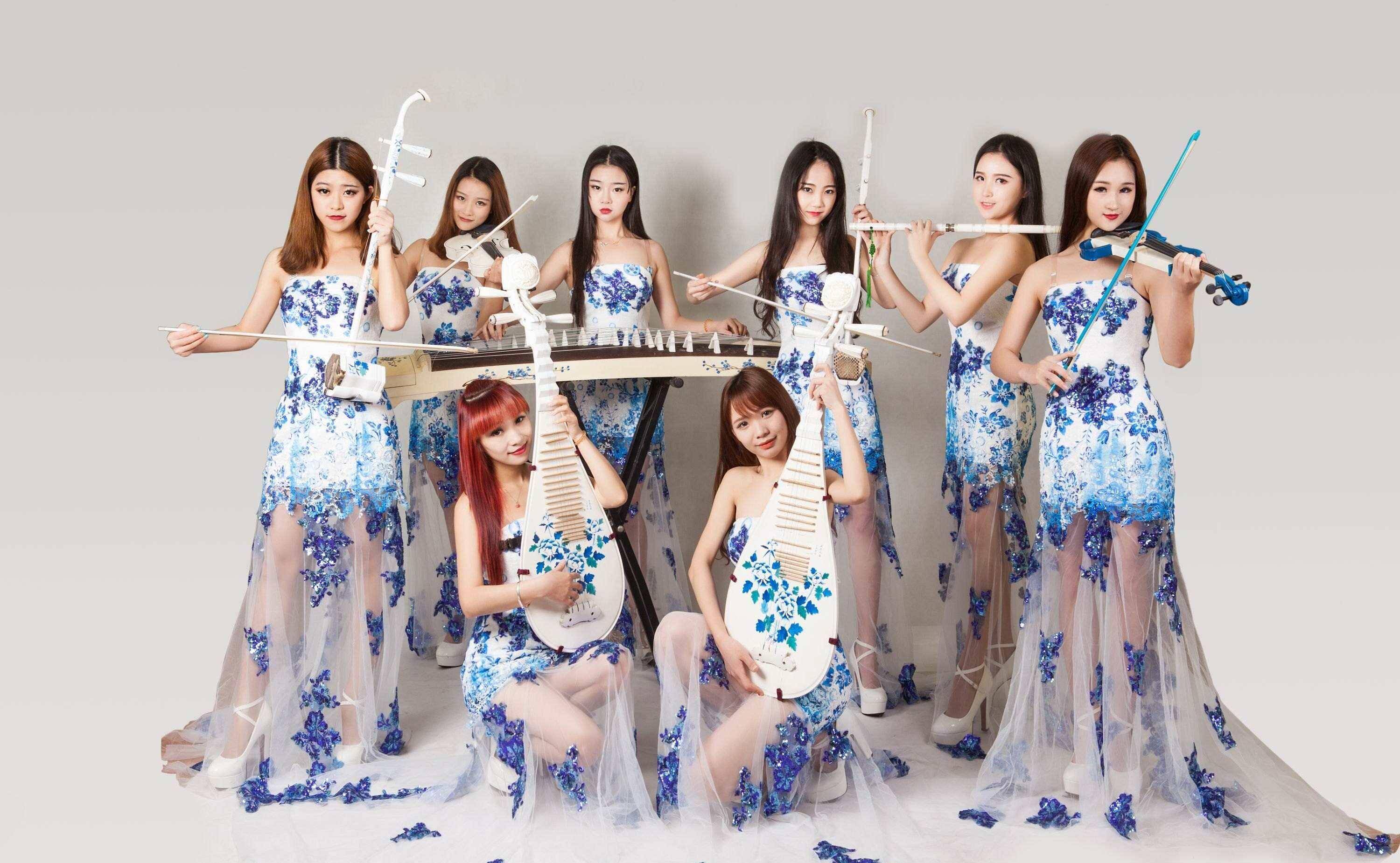 当年红遍国内的"女子十二乐坊",现如今销声匿迹,原因为何!