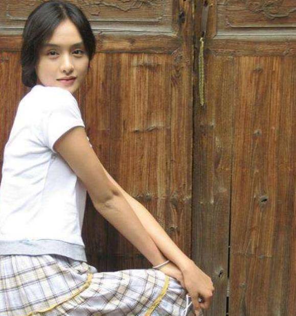 娱乐圈最幸福女星,曾下嫁外卖小哥,今35岁把丈夫捧成双料影帝_饶敏丽