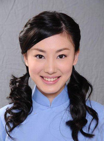 凭"水姐"形象入屋,tvb小花蒋家旻自曝难忘与王浩信对手戏_剧中_角色