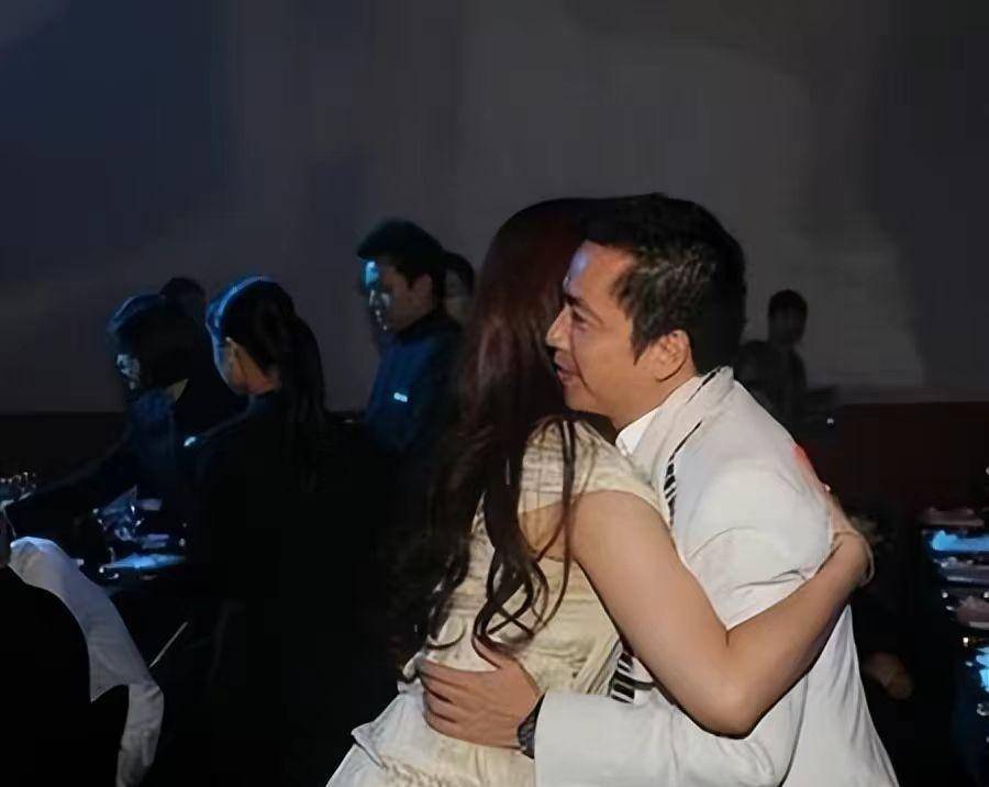 刘亦菲_虞书欣_观众们