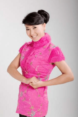 前脚拔掉父亲呼吸机,后脚就"分割"母亲地产,孝女闫学晶终"翻车"?