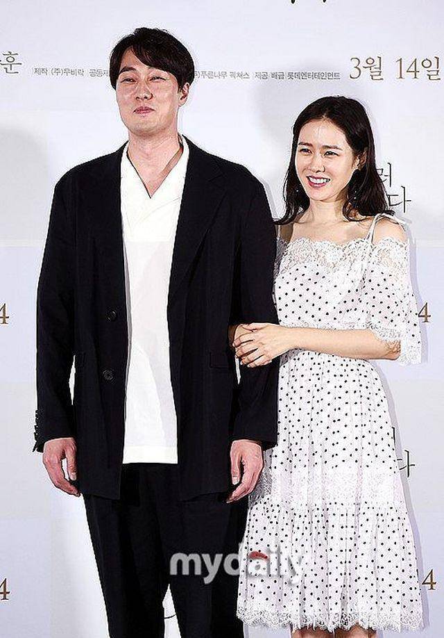 43岁苏志燮与小17岁赵恩静结为夫妻,男方正式出道时,女方刚1岁_故事