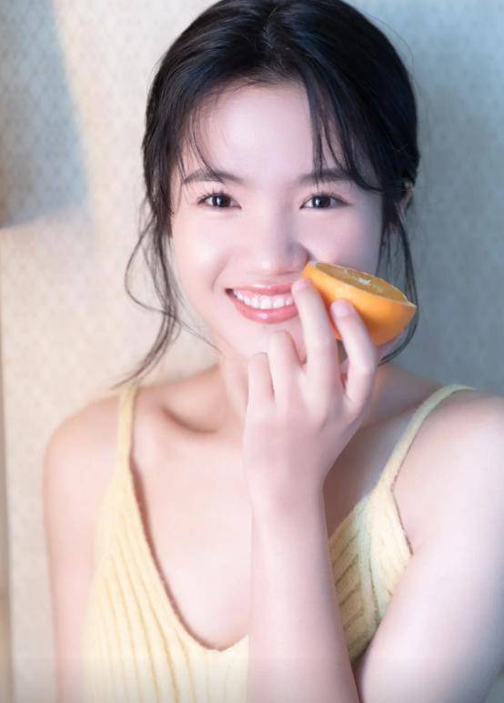 李勒优晋妈艺术照公开!