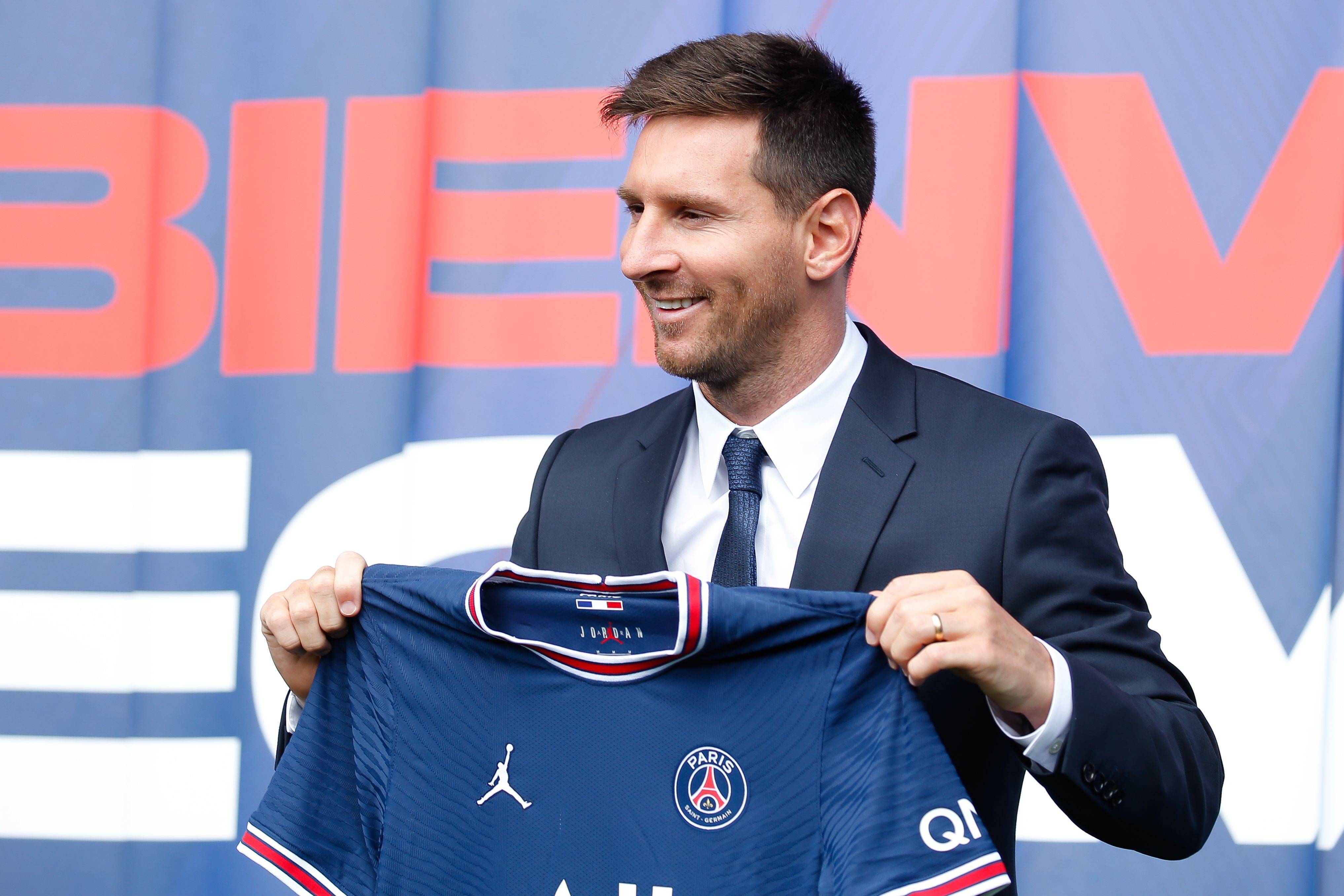 梅西正式表态,必须击败拜仁!盛赞姆巴佩,离队倒计时_日耳曼_决赛_续约