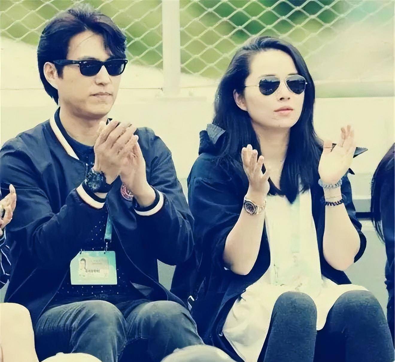 靳东家族三人罕见同框!