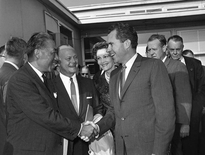 邝友良:首位竞选美国总统的华人,跟尼克松要好,晚年被儿子气死_华裔