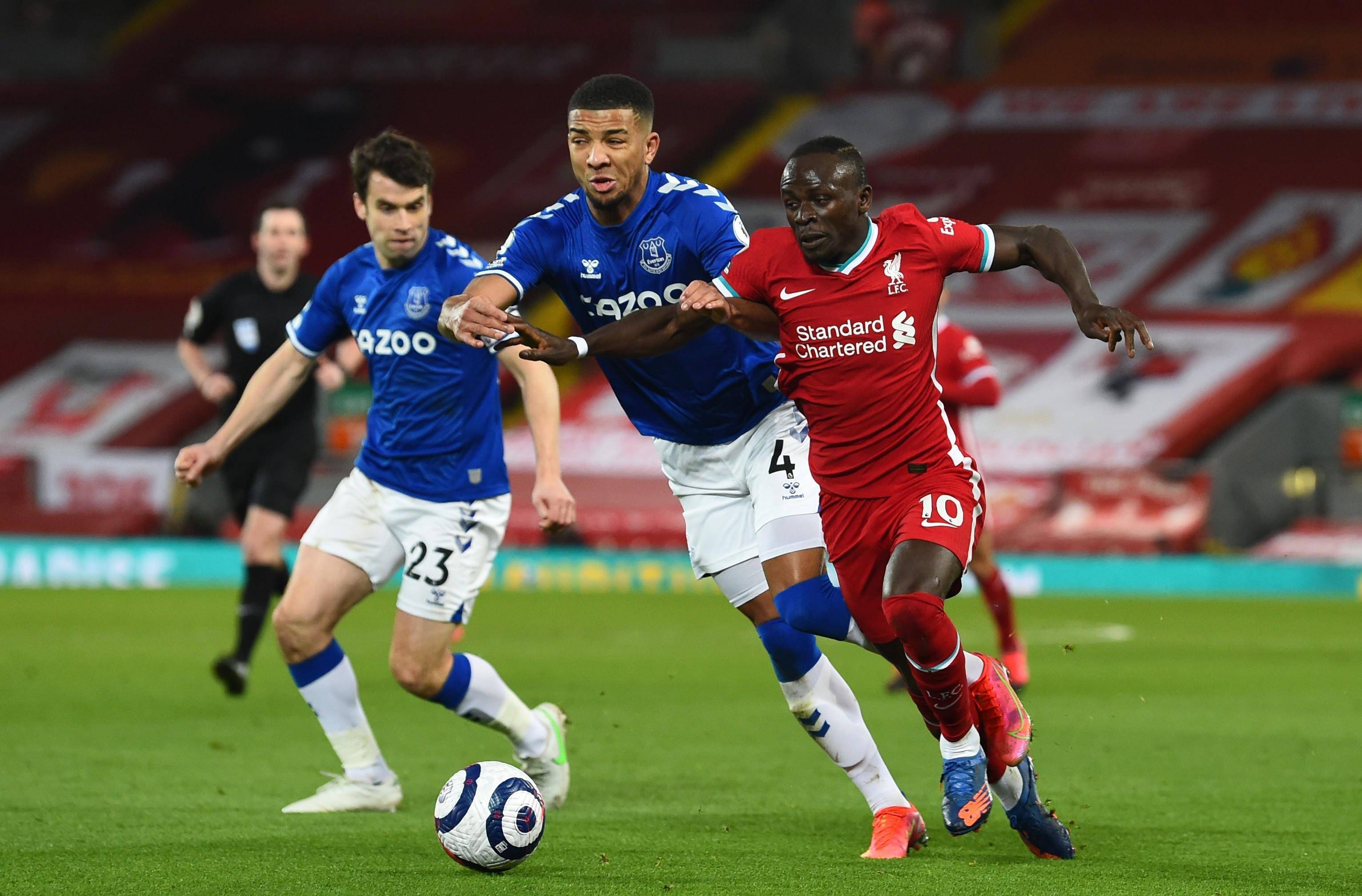 利物浦0-2埃弗顿;克洛普:利物浦仍然可以扭转他们的状态_比赛_防守