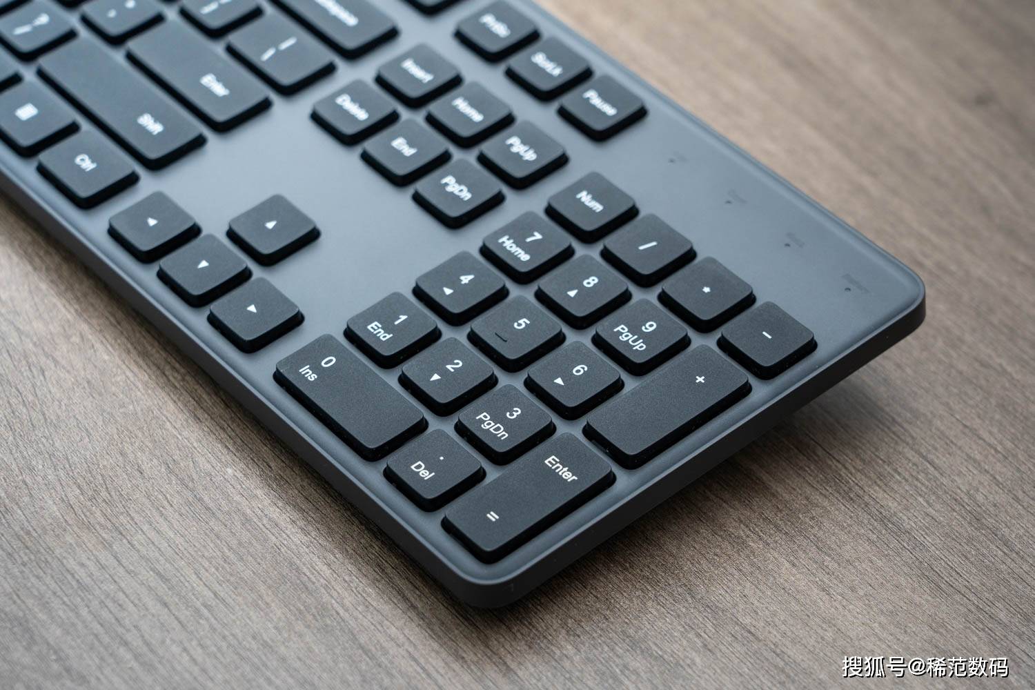 小米无线键鼠套装2上手体验,轻薄小巧好用又好看_键盘_鼠标_的设计