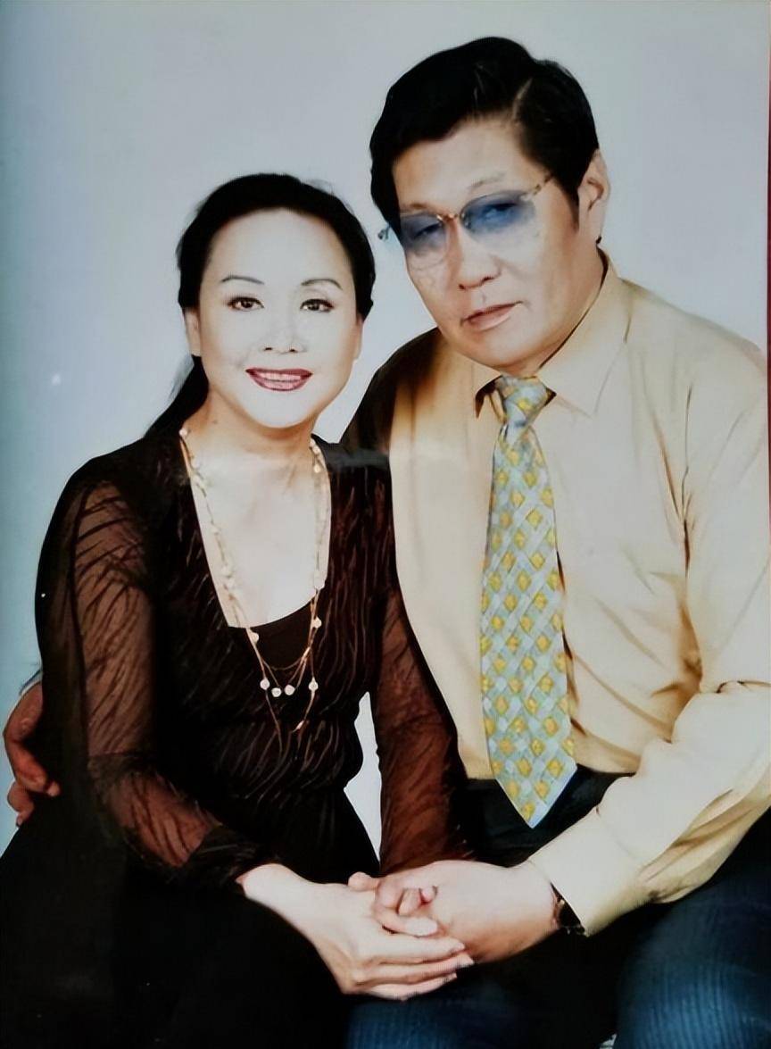 李谷一:和金铁霖离婚后再遇良人,为拼事业愧对女儿,人生难两全_花鼓戏